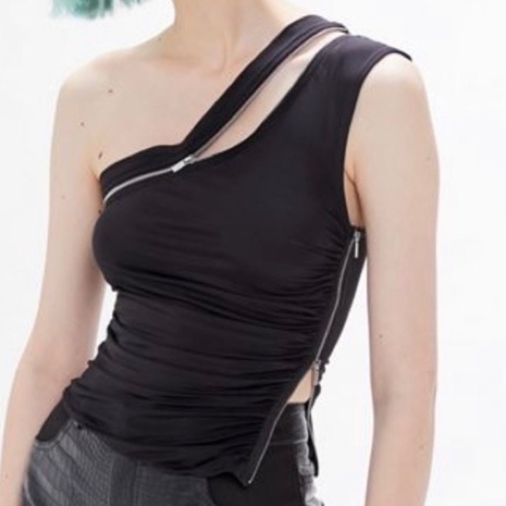 I Am Gia Black Lucienne Zippered Top